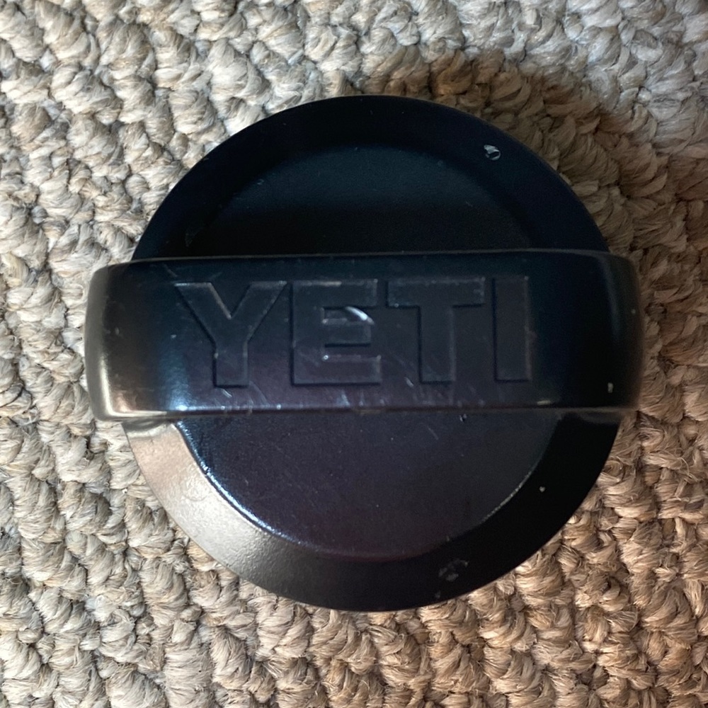 YETI Replacement Screw on Chug Cap